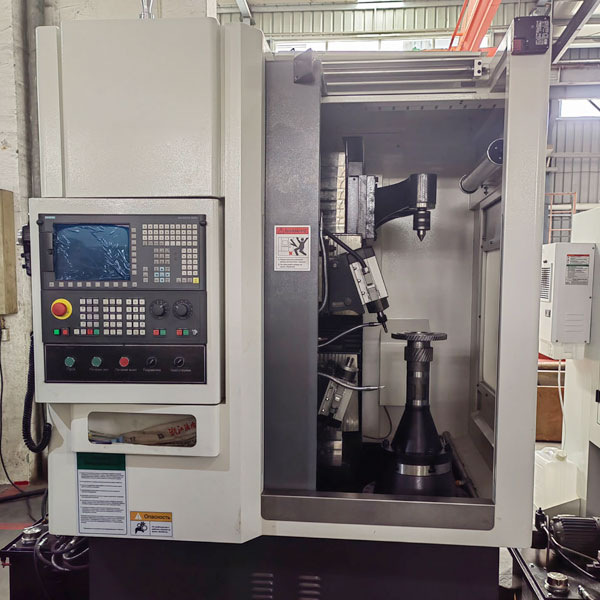 الترس ديبورغ آلات